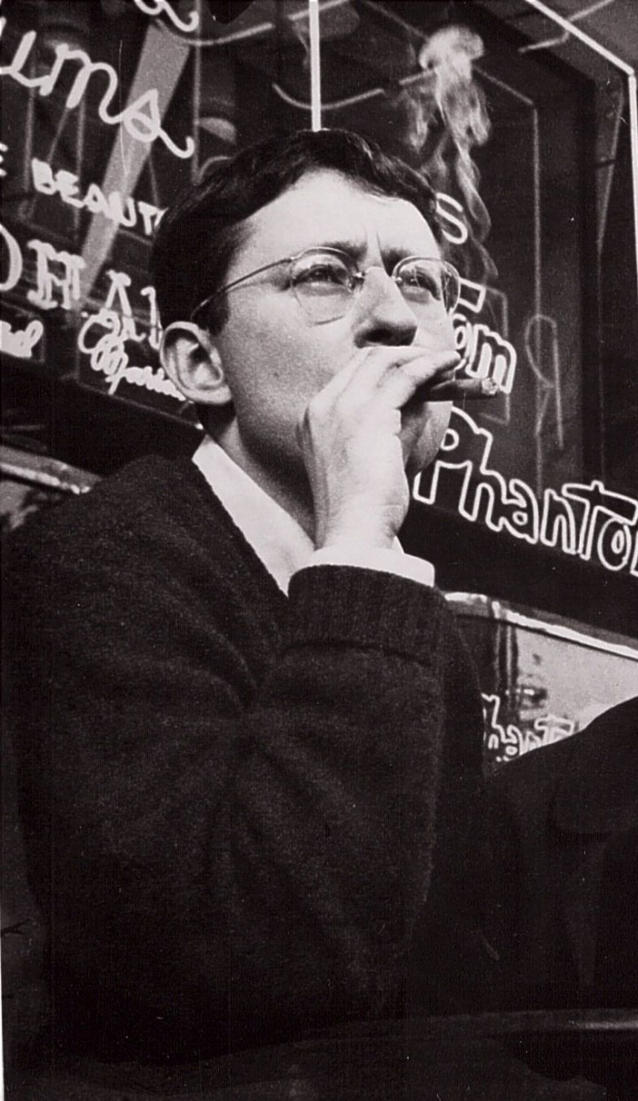 resume-guy-debord-strategie-fume